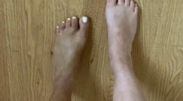 Mulher compartilha plano de quatro etapas fácil para um bronzeado falso perfeito