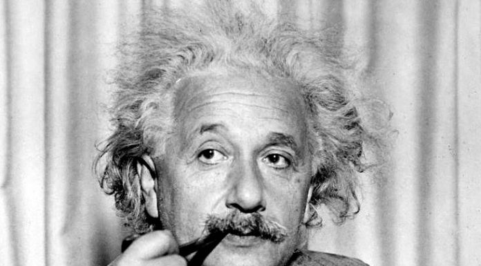 Einstein falhou realmente na matemática?
