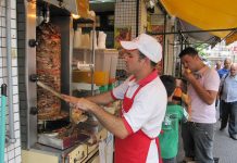 Veja como ganhar dinheiro com o carrinho de churrasco grego carrinho de churrasco grego