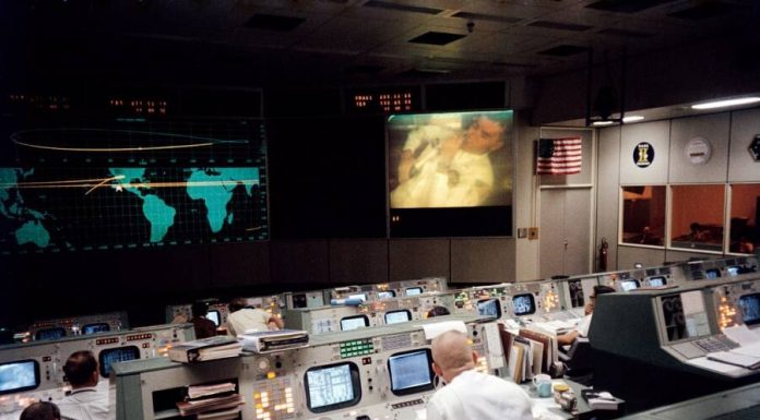 A verdadeira história do que deu errado a bordo da embarcação Apollo 13