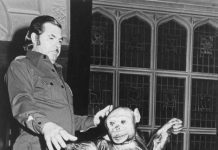 Os seres humanos compartilham 99% do mesmo DNA com os chimpanzés