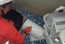 Homem fica com a cabeça presa na máquina de lavar