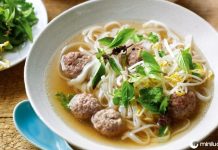 Filho ataca pai por cozinhar sopa inadequadamente