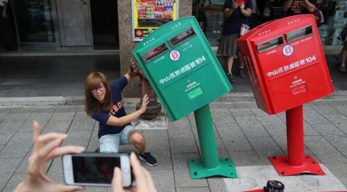 Caixas de correio inclinadas fazem Taiwan se apaixonar