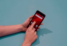 Pesquisa diz que 90% das pessoas acessam a conta bancária pelo celular no Brasil