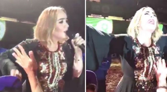 Adele demonstra dramática 7a perda de peso usando vestido velho de Glastonbury