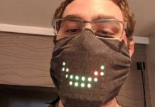 Programador cria máscara facial controlada por voz com movimento da boca de LED