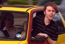 James Buckley do Inbetweeners enviará mensagens de vídeo abusivas para seus companheiros