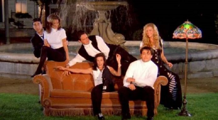 A co-criadora de Friends Marta Kauffman admite que "não fez o suficiente" por diversidade