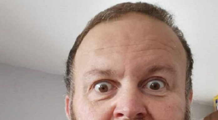 Homem diz que cenoura é "muito rude" para dar aos seus filhos