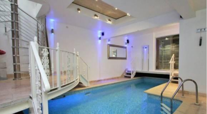 Apartamento exclusivo de 1,5 milhões com piscina privativa deixa as pessoas perplexas, saiba o motivo