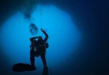 Cientistas estão pesquisando um buraco azul de 129,54 metros de profundidade perto da Flórida