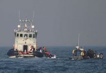 Menino migrante se afogou ao tentar chegar ao Reino Unido quando a pá usada em um barco de brinquedo perfurou o remo