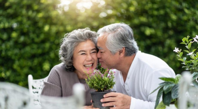 Como fazer seu relacionamento ficar mais leve mesmo depois de muitos anos juntos