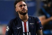 Neymar faz juramento ao confirmar que ficará no PSG por pelo menos mais uma temporada