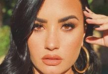 Demi Lovato abandona o anel de noivado após 'separação' do noivo Max Ehrich