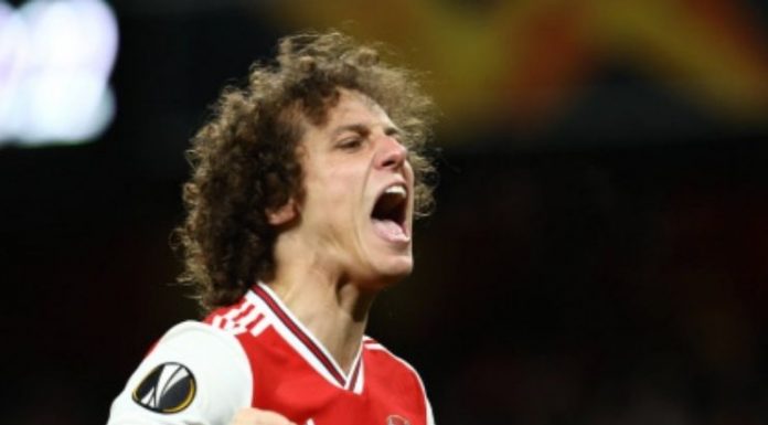 David Luiz pode enfrentar seis semanas em campo forçando o Arsenal a cancelar o empréstimo