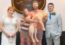 Casal gasta £ 2.000 euros em recortes de papelão de seus amigos para que possam "comparecer" ao casamento