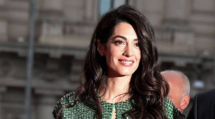 Amal Clooney deixa o cargo de enviada do governo por causa do plano Brexit de Boris Johnson, que infringe a lei