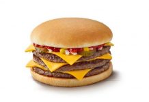 Alguns fãs do McDonald's ficaram decepcionados com o cheeseburger triplo