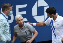 O árbitro de Novak Djokovic detalha como ele tentou evitar a desqualificação