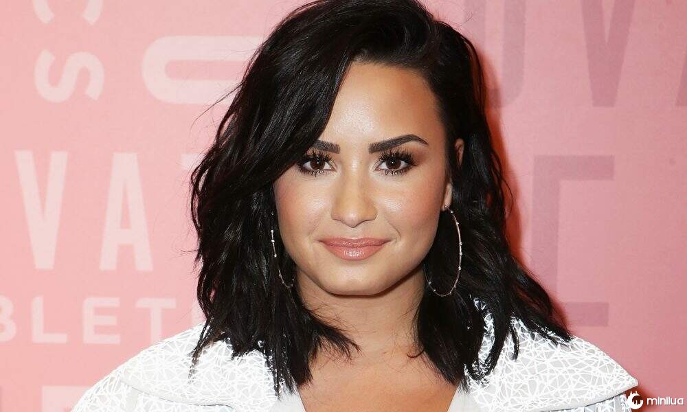 Demi Lovato compra mansão de R$ 37 milhões em Los Angeles
