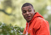 Kylian Mbappe envia mensagem ao Manchester United enquanto faz voto ao PSG