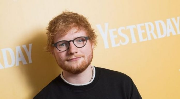 Ed Sheeran embolsou £ 10 milhões no ano passado após vendas épicas de música