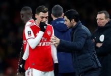 Mikel Arteta envia mensagem direta para Mesut Ozil depois de bater no Arsenal em um comunicado furioso