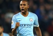 Fernandinho adquire nova lesão ao Man City enquanto Pep Guardiola confirma lesão na perna