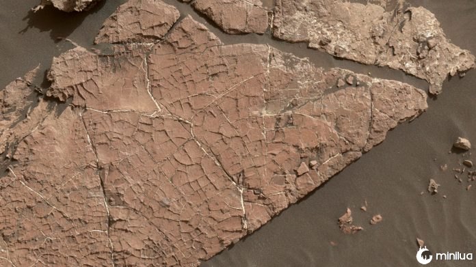 Marte pode ter lagoas salgadas