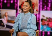 Chrissy Teigen critica rapaz cruel que zombou do anúncio de aborto espontâneo de Meghan Markle