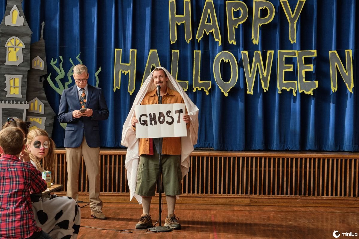 Hubie Halloween' review: Adam Sandler sinks to new lows in dismal flick -  Chicago Sun-Times