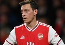 Mesut Ozil nomeia 5 jogadores para seu tempo dos sonhos