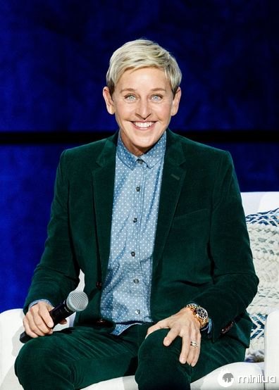 Ellen DeGeneres compartilha atualização de saúde após o diagnóstico de COVID-19