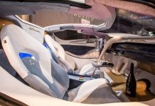 Carro com aquário dentro: conheça este supercarro italiano